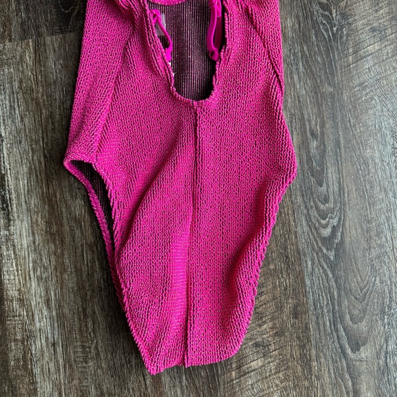 3/$30 NWT Good American Always Fits Sculpt One Piece Swimsuit Pink Size 00/0 - Picture 10 of 12